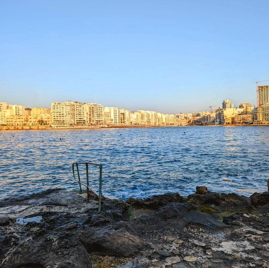 Ferienwohnung Kensington By Shmoo - 1 Minute To The Sea Sliema Exterior foto