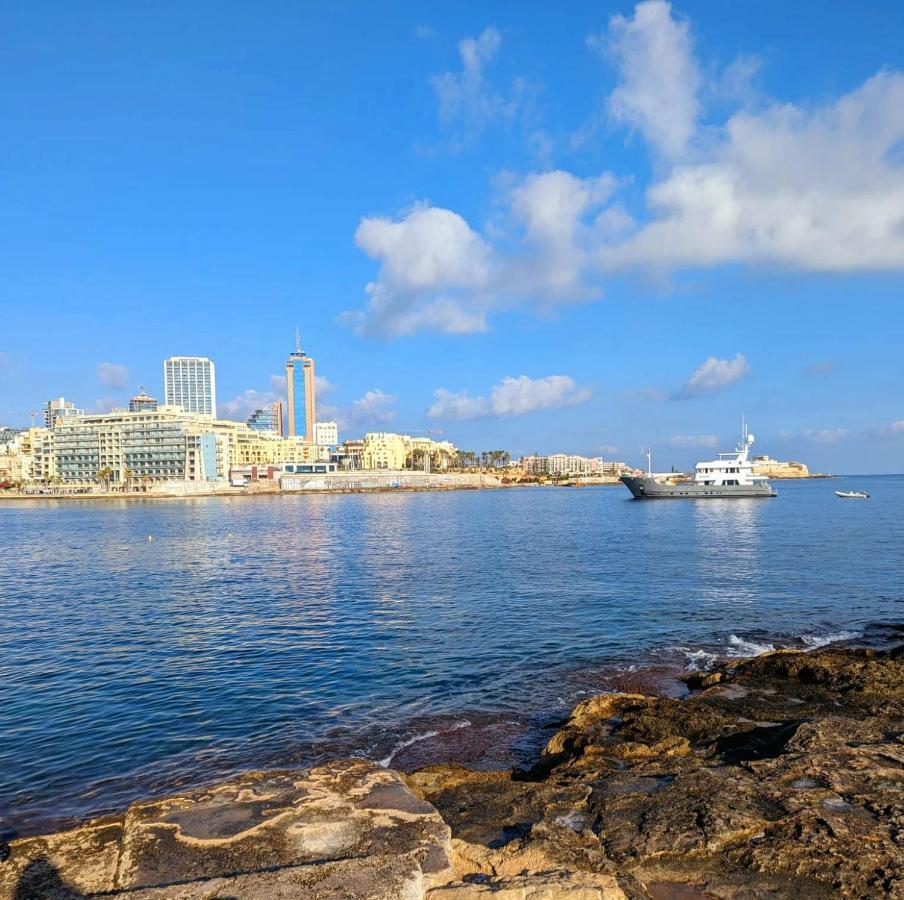 Ferienwohnung Kensington By Shmoo - 1 Minute To The Sea Sliema Exterior foto